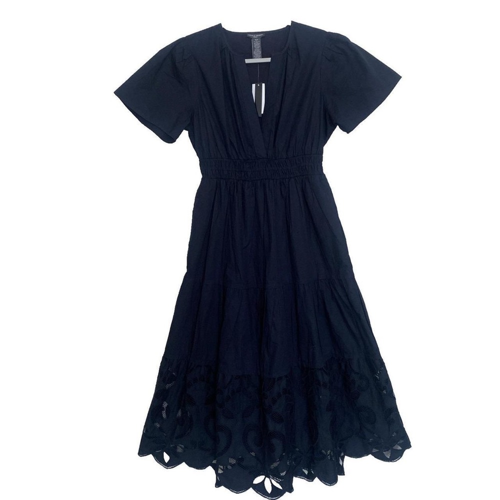 NWT Chelsea Theodore Dress M
Tiered Eyelet Maxi Light Navy
Cottagecore Feminine